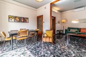 A seating area at Dimora Vintage San Tommaso by Wonderful Italy Még 21 kép