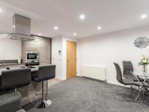 Η κουζίνα ή μικρή κουζίνα στο Casa Fresa - Castle Heights Apartment