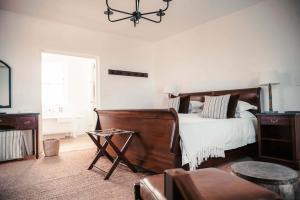 Katil atau katil-katil dalam bilik di Penhill Farm West Grange