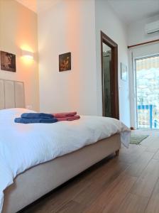 Postel nebo postele na pokoji v ubytování sofia's cozy rooms