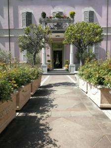 The facade or entrance of Hotel Verdi Boutique Hotel
