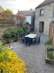 Ein Garten an der Unterkunft En mode Pause