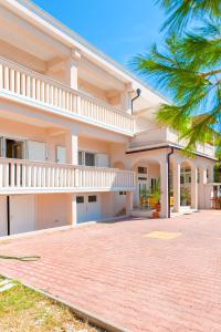 Fotografie z fotogalerie ubytování Apartments Facini v destinaci Košljun