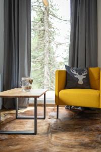 Posezení v ubytování Luxalps- Turrach Alm Chalets Nr 1-4 Grünsee- Sauna- Skifahren- Wandern- Natur
