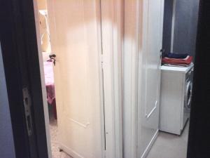 Virtuvė arba virtuvėlė apgyvendinimo įstaigoje B&B NEAR METRO' CENTRAL LINE - Only wc in the rooms 15 Minutes to Termini Station 20 to Spagna square - In the Night Bus