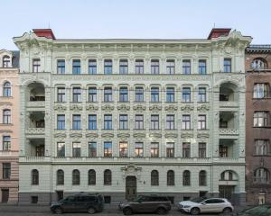Imagen de la galería de Classical large apartment on Alberta street, FREE PARKING, en Riga