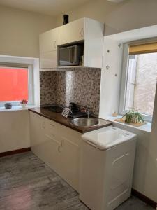 Kuchnia lub aneks kuchenny w obiekcie Old Town Center Zadar