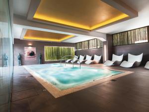 Bazén v ubytování Hotel Riu Bravo - 0'0 All Inclusive nebo v jeho okolí