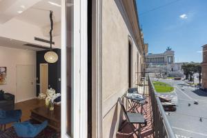 A seating area at Suite della Pigna