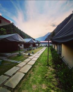 Gallery image of North Deodar Camps in Kasol