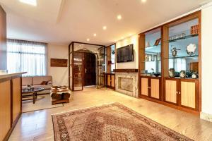 Μια τηλεόραση ή/και κέντρο ψυχαγωγίας στο Hotel San Rafael
