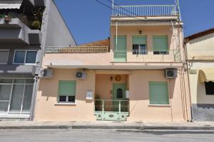 Galeriebild der Unterkunft Ηermes Apartment - 3 in Nafplio