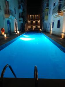 Bazén v ubytování Apartment With Pool Gozo nebo v jeho okolí
