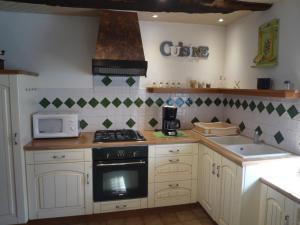 Foto dalla galleria di LES BRUYERES a Scrignac