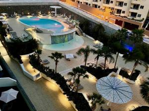The swimming pool at or close to Ocean Garden Sunset Apartment - heated swimming pool Free WIFI