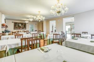 Ресторан / где поесть в Hotel Villa De Santis