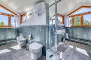 Łazienka w obiekcie Hotel Villa De Santis