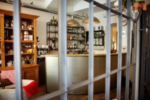荣格曼酒店酒廊或酒吧区