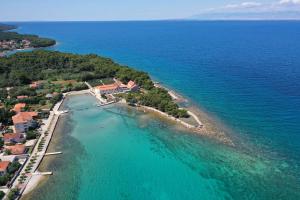 Fotografie z fotogalerie ubytování Apartmani tamaris v destinaci Ugljan