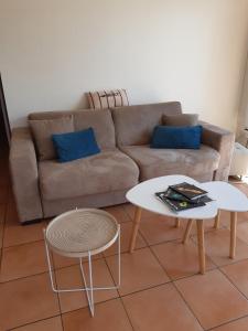 Zona d'estar a Charmante maison de plain pied avec 700m2 de jardin cloturé