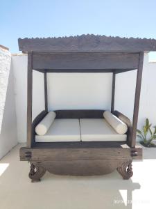 Posedenie v ubytovaní Villa Tokio con jacuzzi y piscina privada