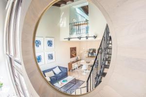 Khu vực ghế ngồi tại Villas at St James Place UNIT F, Luxury, Pet Friendly +26 ảnh