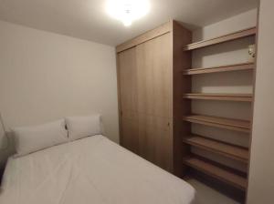 Postel nebo postele na pokoji v ubytování CONDOMINIO PEÑA AZUL LA MORADA + 37 fotografií