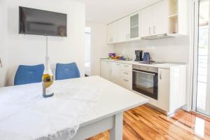 Kuchnia lub aneks kuchenny w obiekcie Mobile home Dandelion