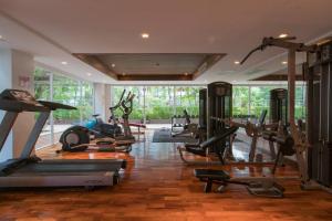 Fitnesscentret og/eller fitnessfaciliteterne på 3bedrooms2baths Near Patong Beach 10 Km Away