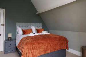 Кровать или кровати в номере Sentry Mead Hotel