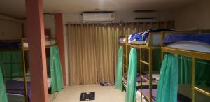 Gallery image of Lucky Dorm in Phi Phi Don