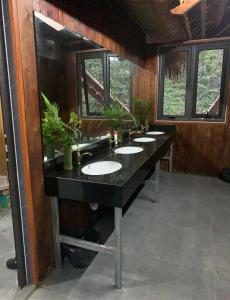 Phòng tắm tại Mường Sang Retreat