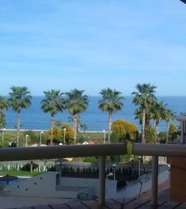 El Borseralにある2 bedrooms appartement at Orpesa 100 m away from the beach with sea view shared pool and furnished gardenのギャラリーの写真