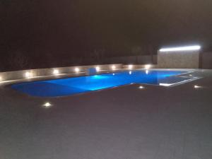 Bazén v ubytování Gli Ulivi Residence nebo v jeho okolí