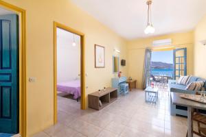 Posteľ alebo postele v izbe v ubytovaní Afroditi Apartments