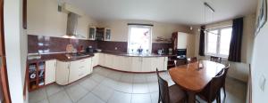 Fotografia z galérie ubytovania Villa Leika - Panoramablick am Riesengebirge v destinácii Mysłakowice