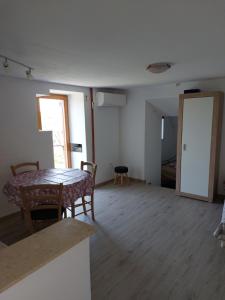 Гостиная зона в Apartman Biba
