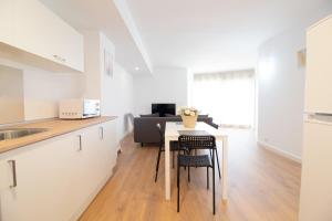 Kuchyňa alebo kuchynka v ubytovaní Global Properties, Increible apartamento con vistas al mar, Canet d'en Berenguer