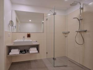 Ein Badezimmer in der Unterkunft Dorint Parkhotel Frankfurt / Bad Vilbel