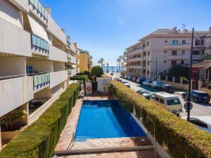 Bazén v ubytování 3 Bed Las Petunias, San Pedro nebo v jeho okolí