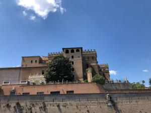 Imagen de la galería de Manfredi House San Pietro, en Roma