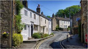 Afbeelding uit fotogalerij van 18th Century courtyard property in Settle