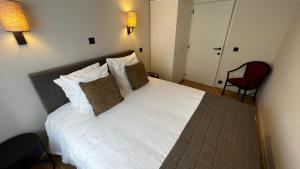 Una cama o camas en una habitación de Aalst City Center Apartment