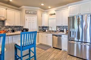 Gallery image of Private Dock and Boat House Lakefront Mabank Home in Mabank