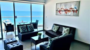 Duplex 1 Fila Vista Bahía Paracas - Sotavento 501 T3的休息区