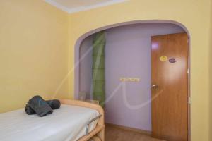 Postel nebo postele na pokoji v ubytování Casa Aigua Blava by SeaMount Rentals
