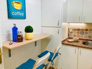 Kuchyňa alebo kuchynka v ubytovaní Lovely New Home + 8 fotografií