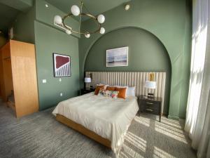 Gallery image of Kinn Guesthouse Downtown in Milwaukee