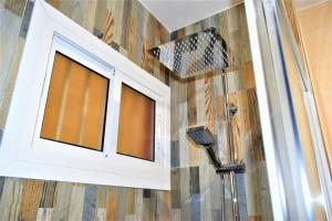 A bathroom at Acuarela Studio in Benalmádena