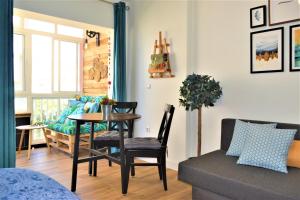 A seating area at Acuarela Studio in Benalmádena